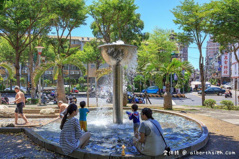 民族公園．桃園親子景點（戲水道加噴水池讓人透清涼） @愛伯特