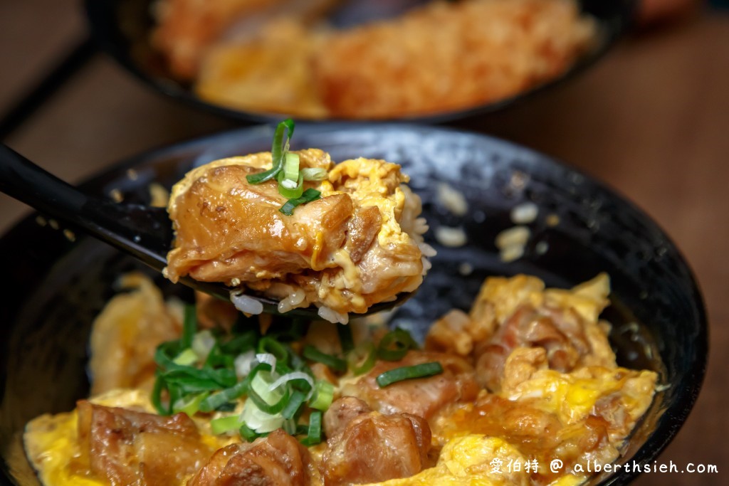 桃園藝文特區美食．新丼（23種創意丼飯任你選，飯跟味噌湯讓你吃到飽超大心） @愛伯特