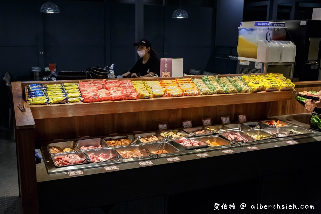 桃園豬對有燒烤吃到飽（一人只要299起，60種以上食材讓你吃粗飽，藝文特區內） @愛伯特