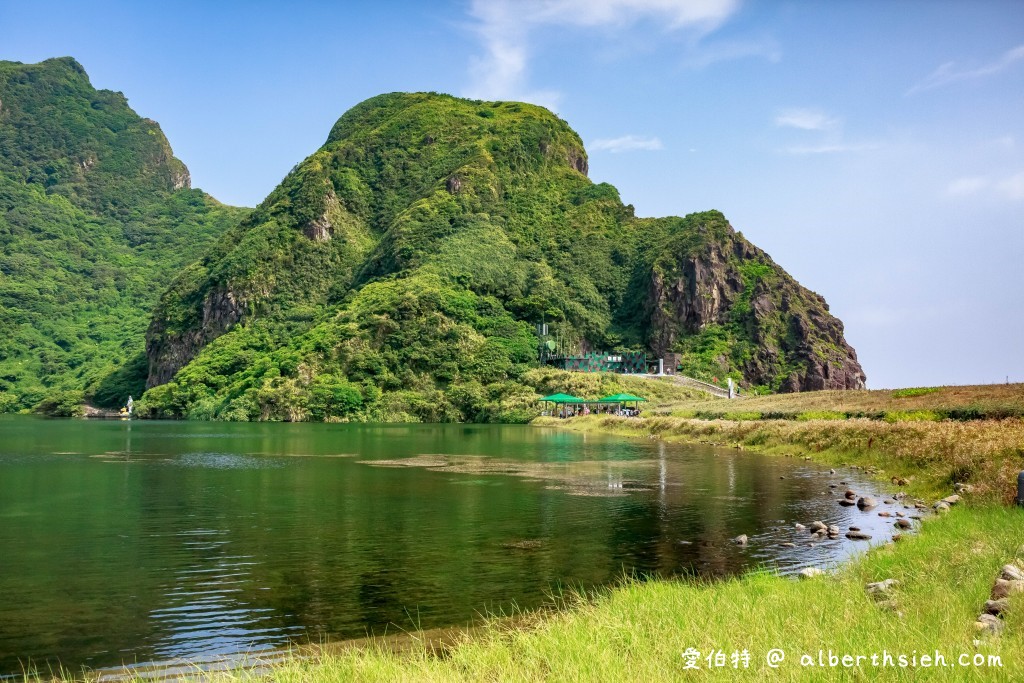 宜蘭龜山島賞鯨優惠票2023（牛奶湖賞鯨繞島、龜山八景、軍事遺跡、島孤人不孤） @愛伯特