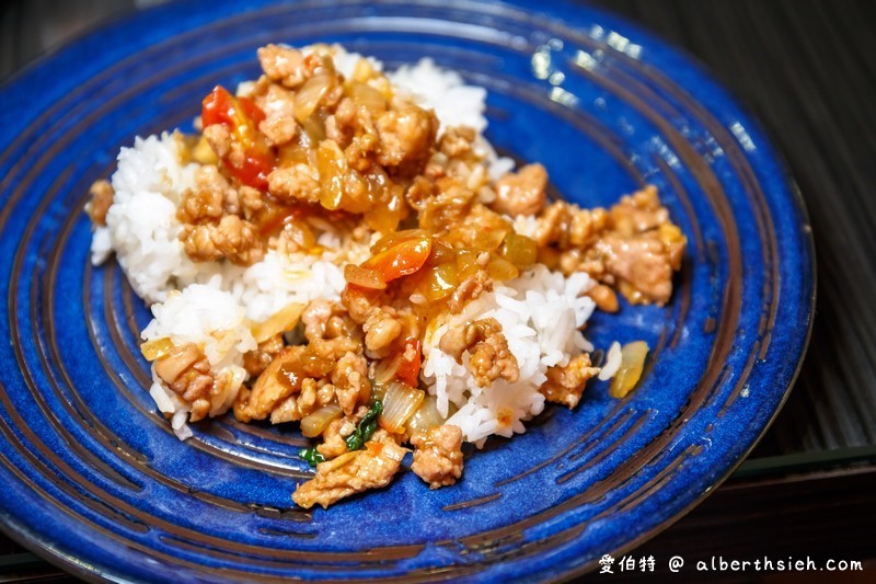 蘇珂泰泰式餐廳．桃園美食（平價泰式料理適合多人聚餐，JC Park週年慶快來吃泰菜抽泰國機票） @愛伯特